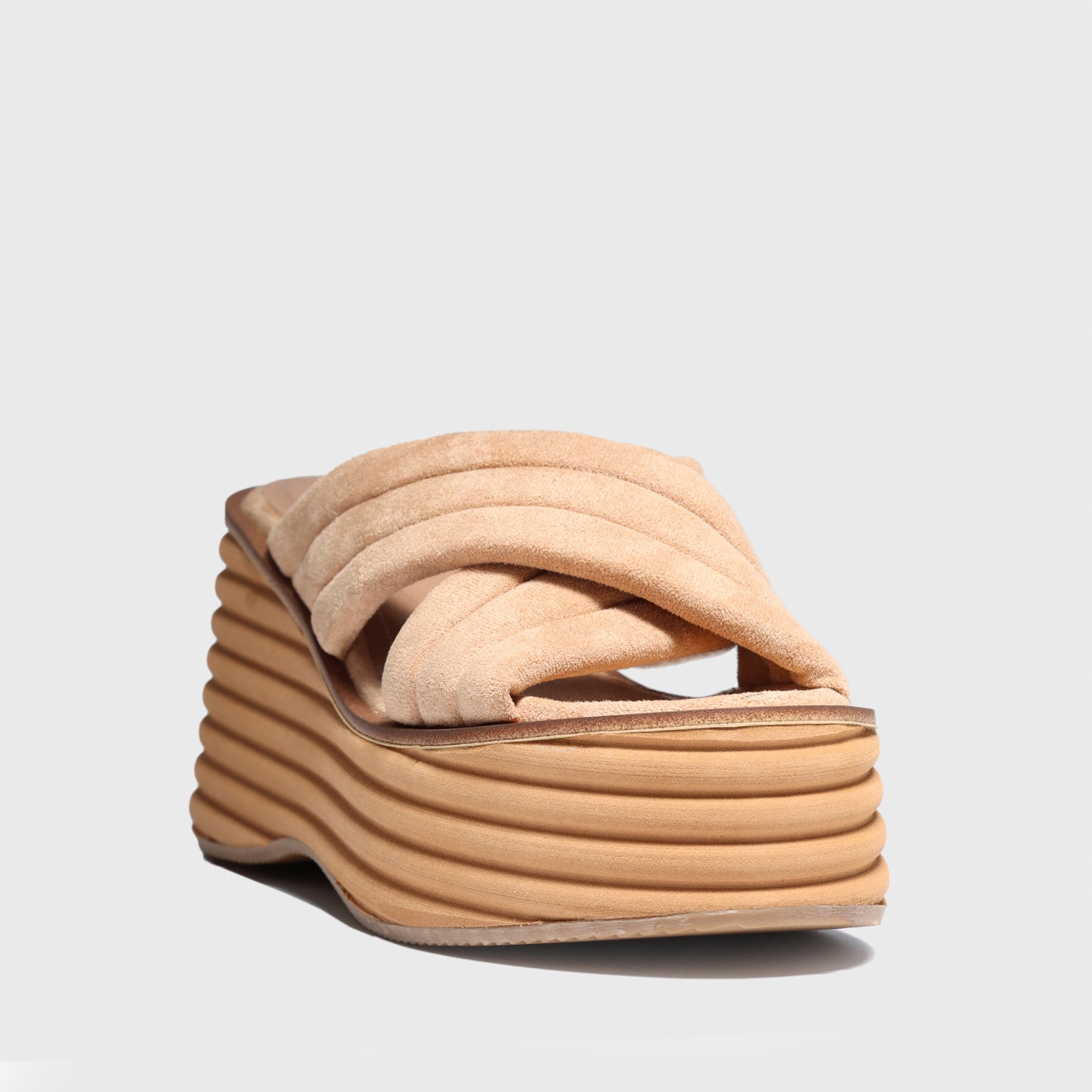 Sandalia Plataforma Camel Mujer 25211