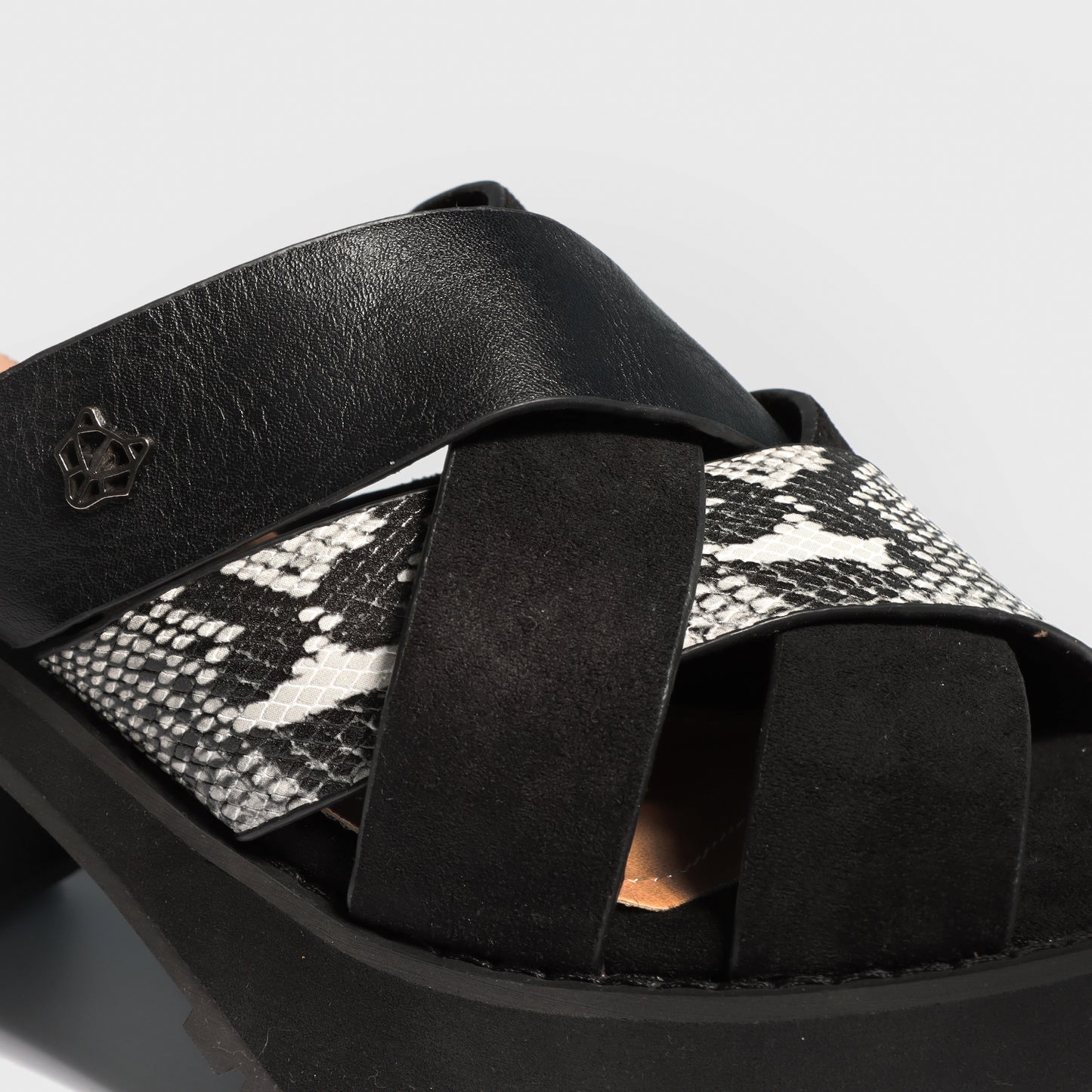 Sandalia Negra Mujer 25795