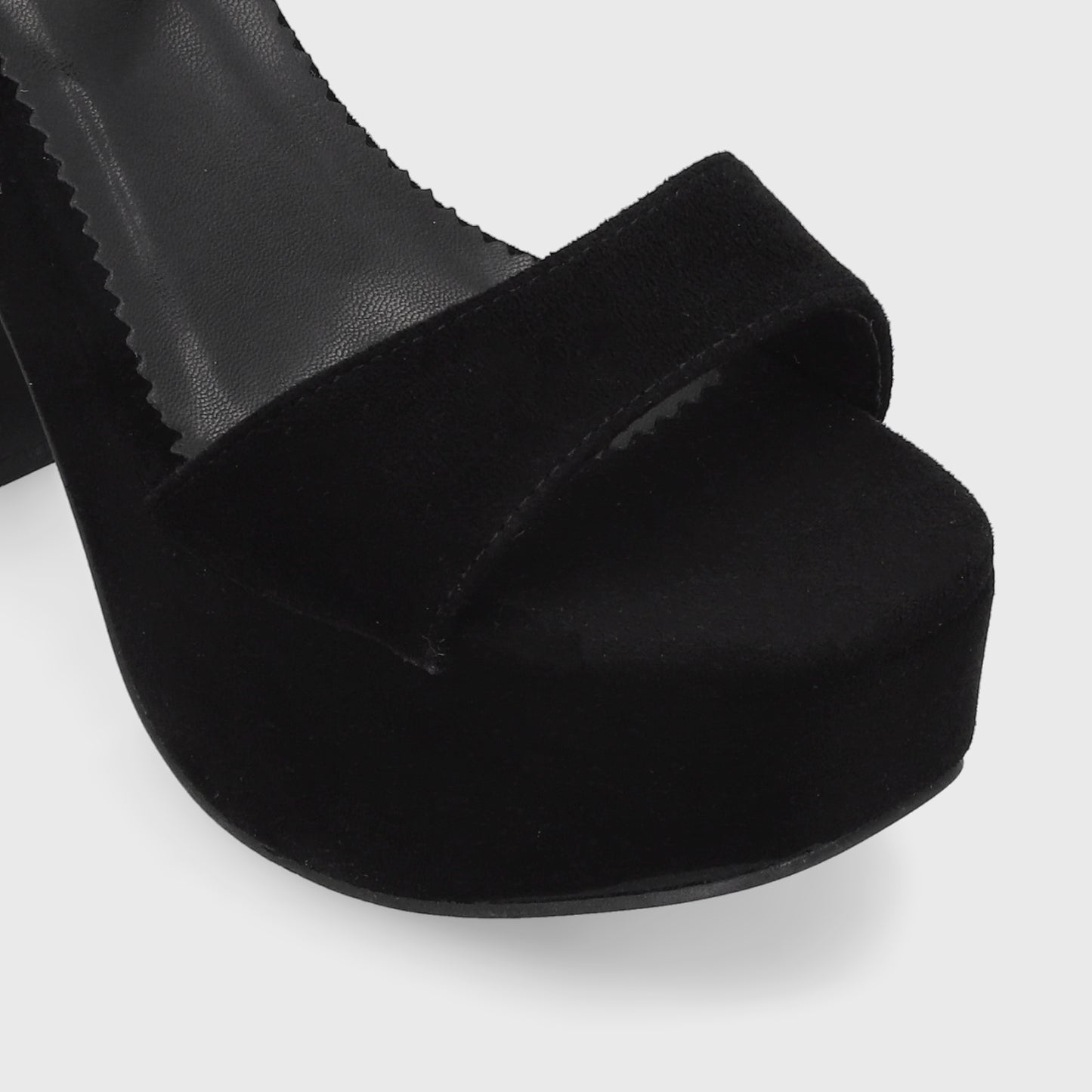 Sandalia Taco Negra Mujer 45910