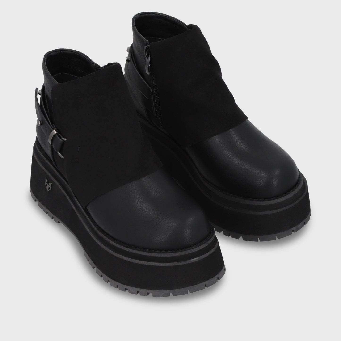 Botin Plataforma Negro Mujer 1509B