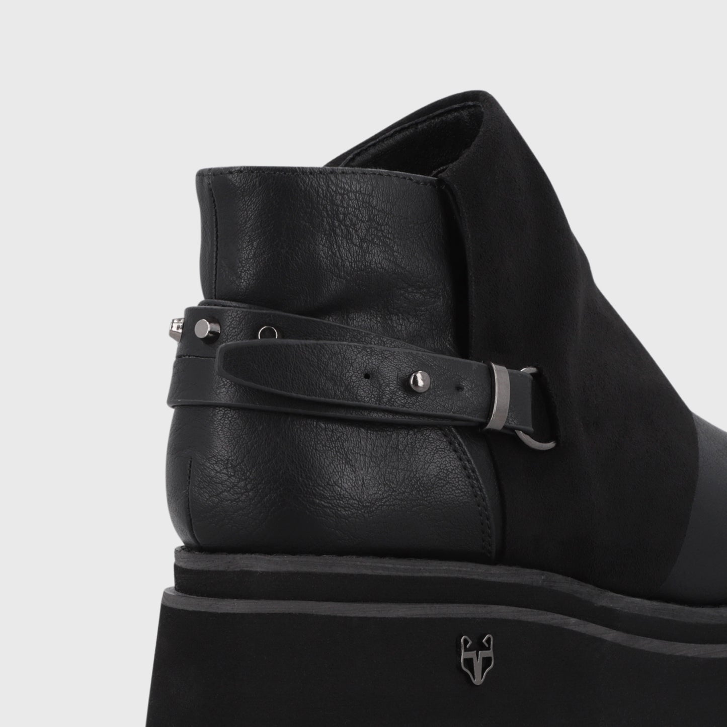 Botin Plataforma Negro Mujer 1509B