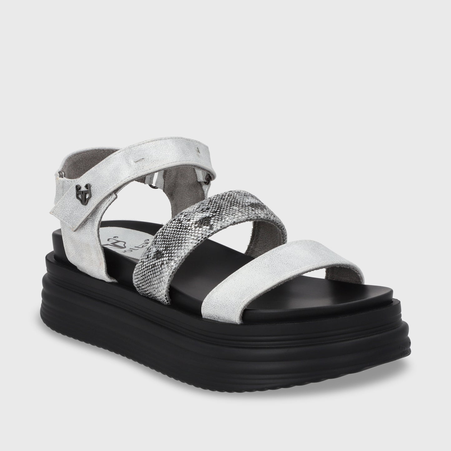 Sandalia Plataforma Plateada Mujer 15711