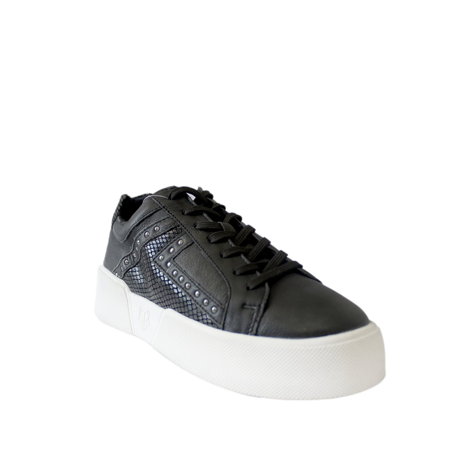 Zapatilla Negra Cuero Mujer 18511