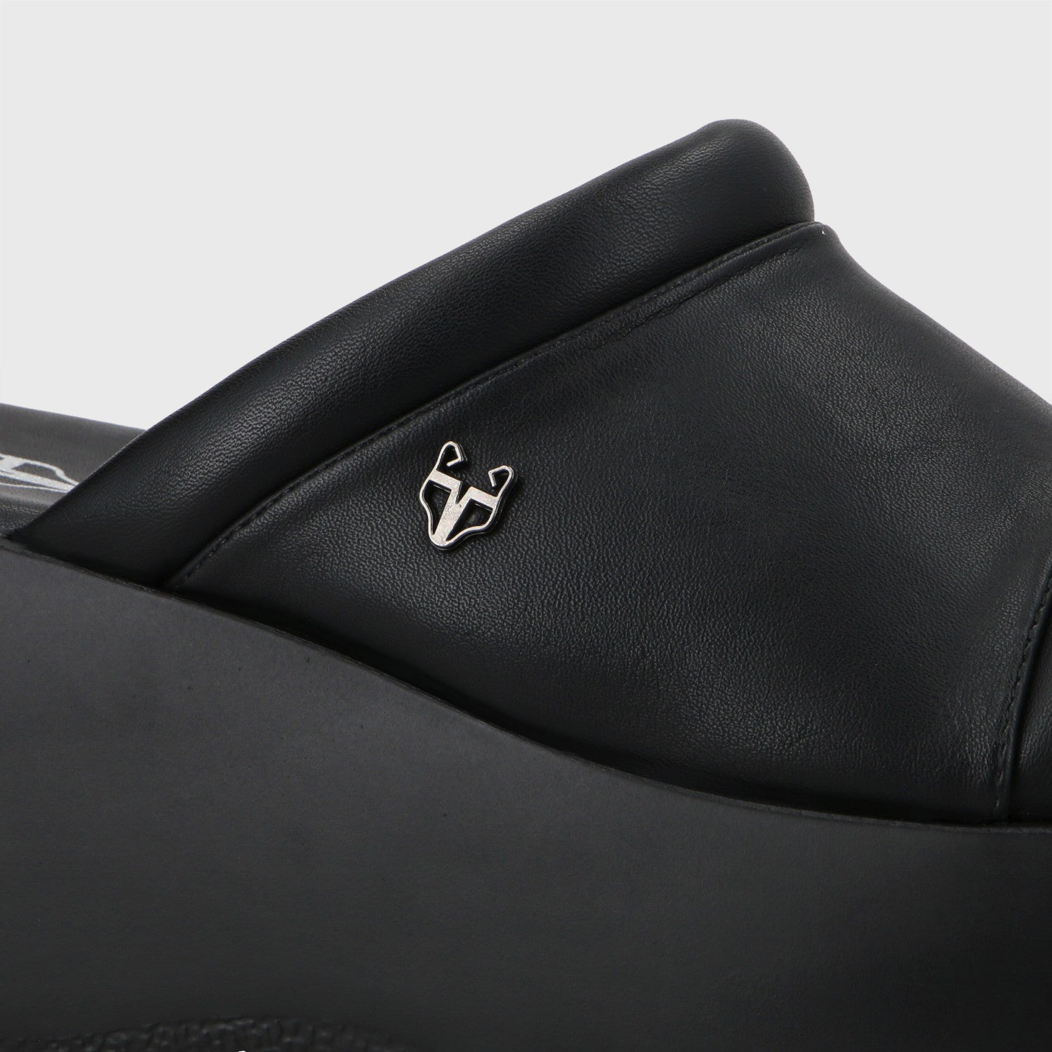 Sandalia Plataforma Negra Mujer 25223