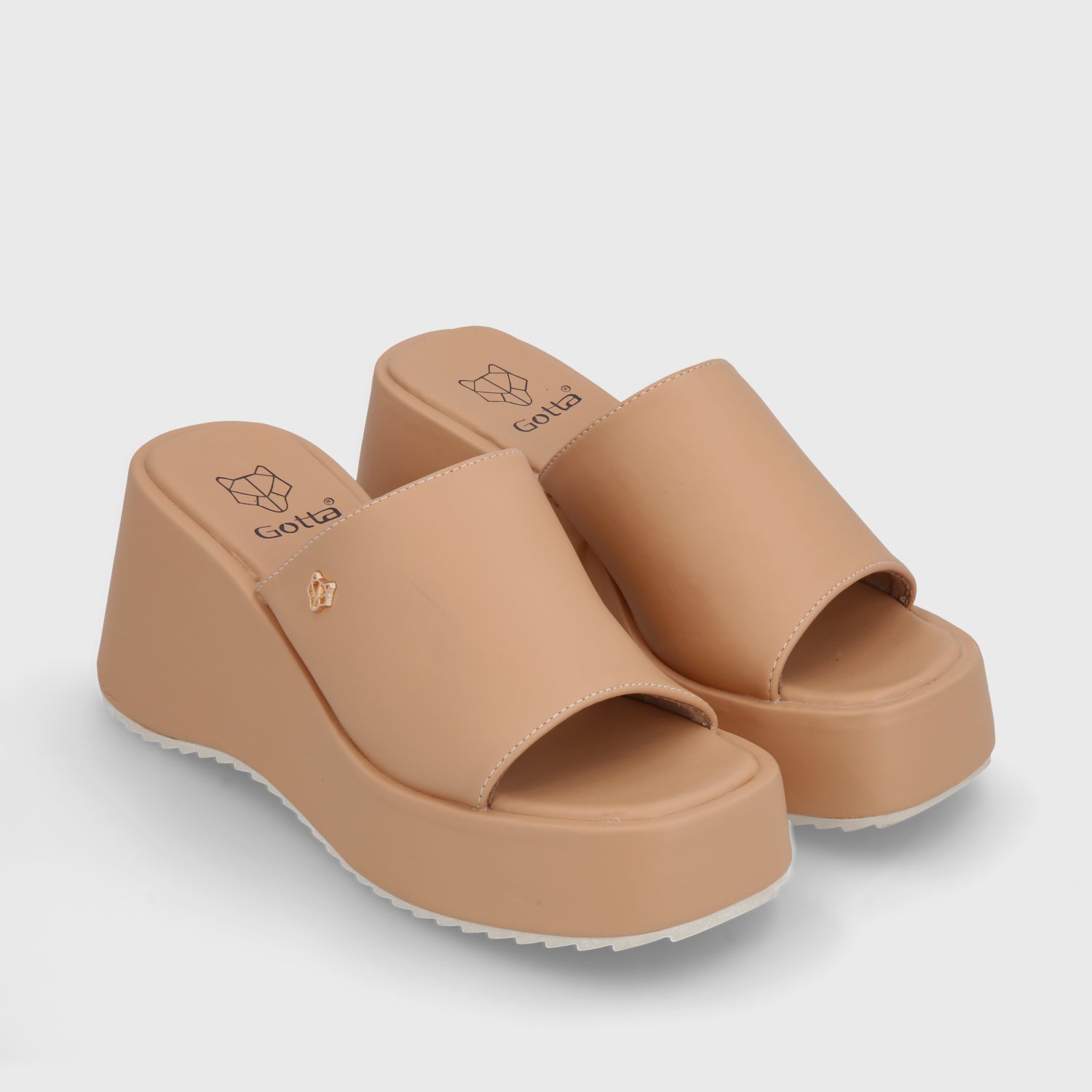 Sandalia Plataforma Camel Mujer 35240