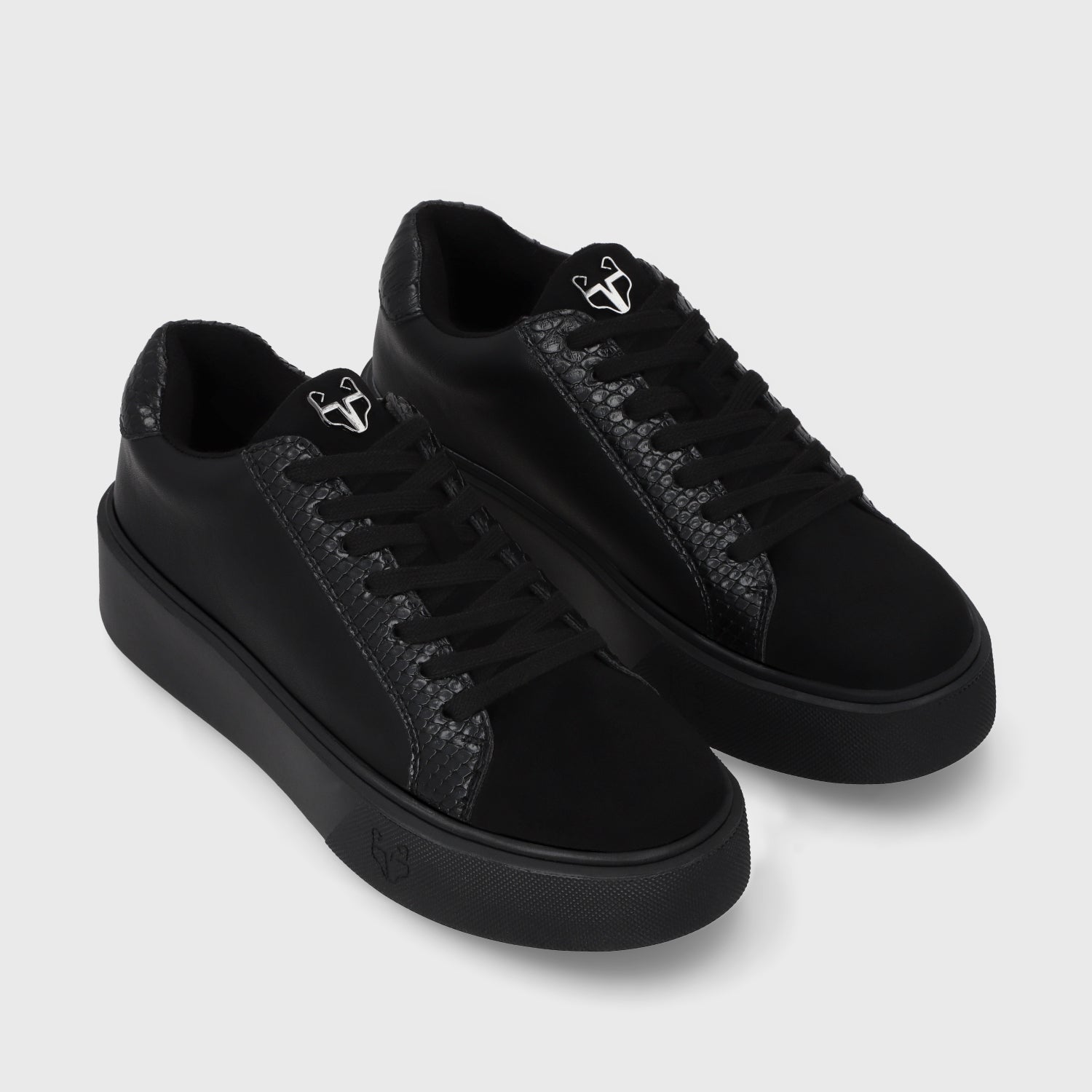 Zapatilla Negra Brillante Mujer 43042