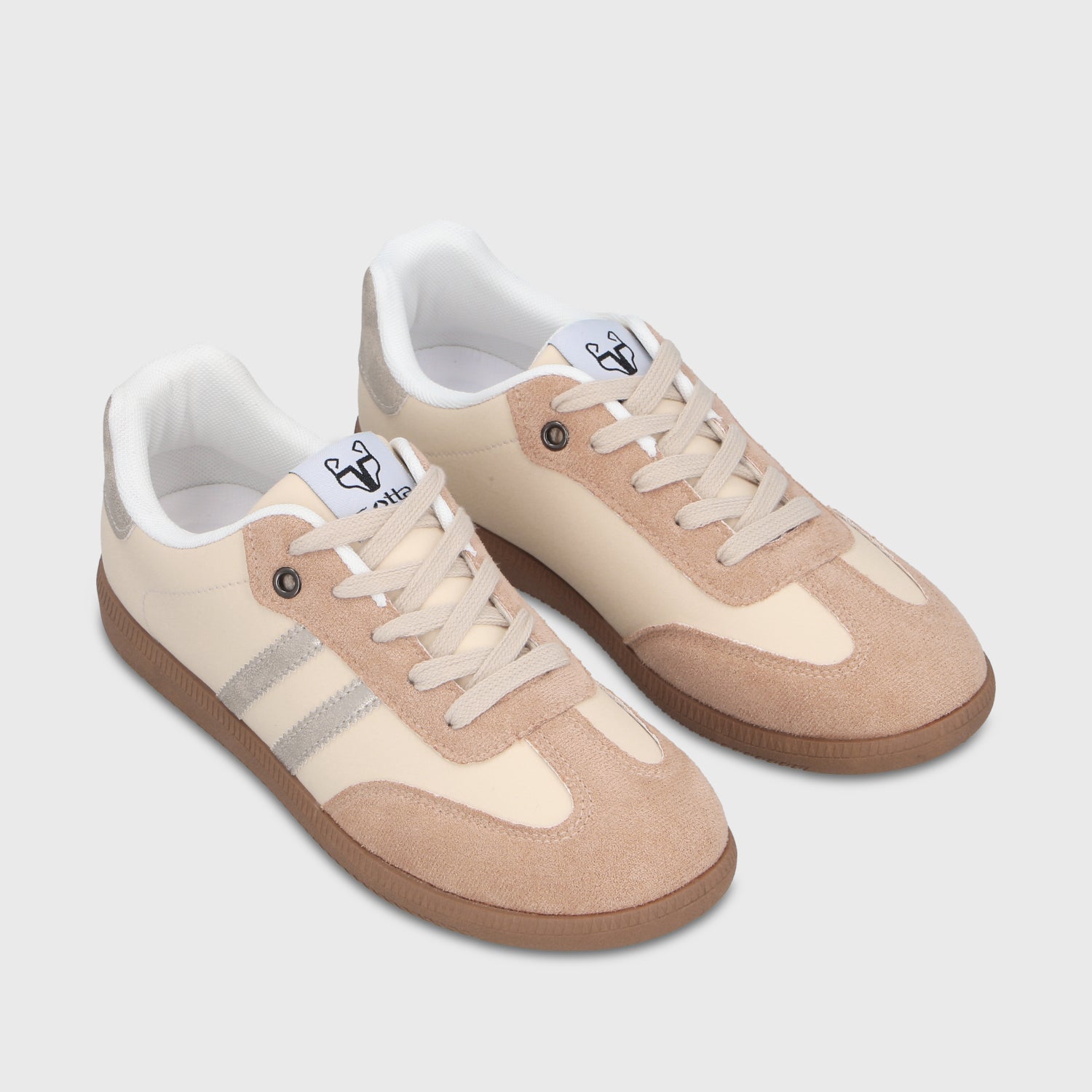 Zapatilla Beige Mujer 48061
