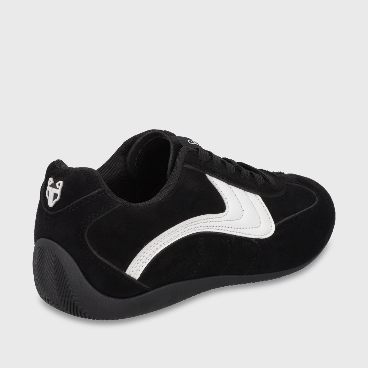 Zapatilla Negra Mujer 68010