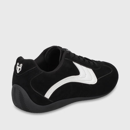 Zapatilla Negra Mujer 68010