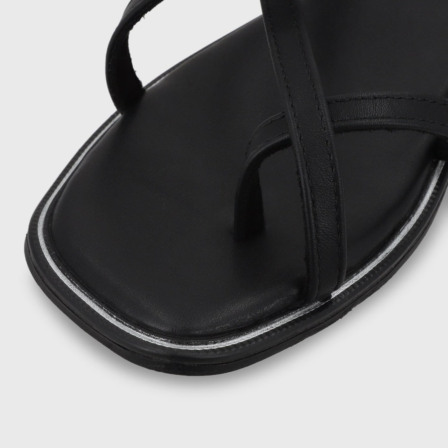 Sandalia Plana Negra Mujer 55221 - Gotta Perú