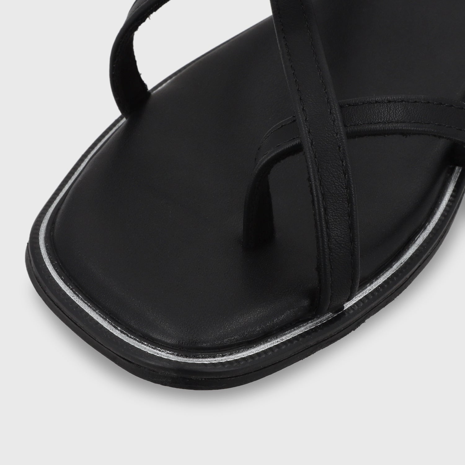 Sandalia Plana Negra Mujer 55221 - Gotta Perú