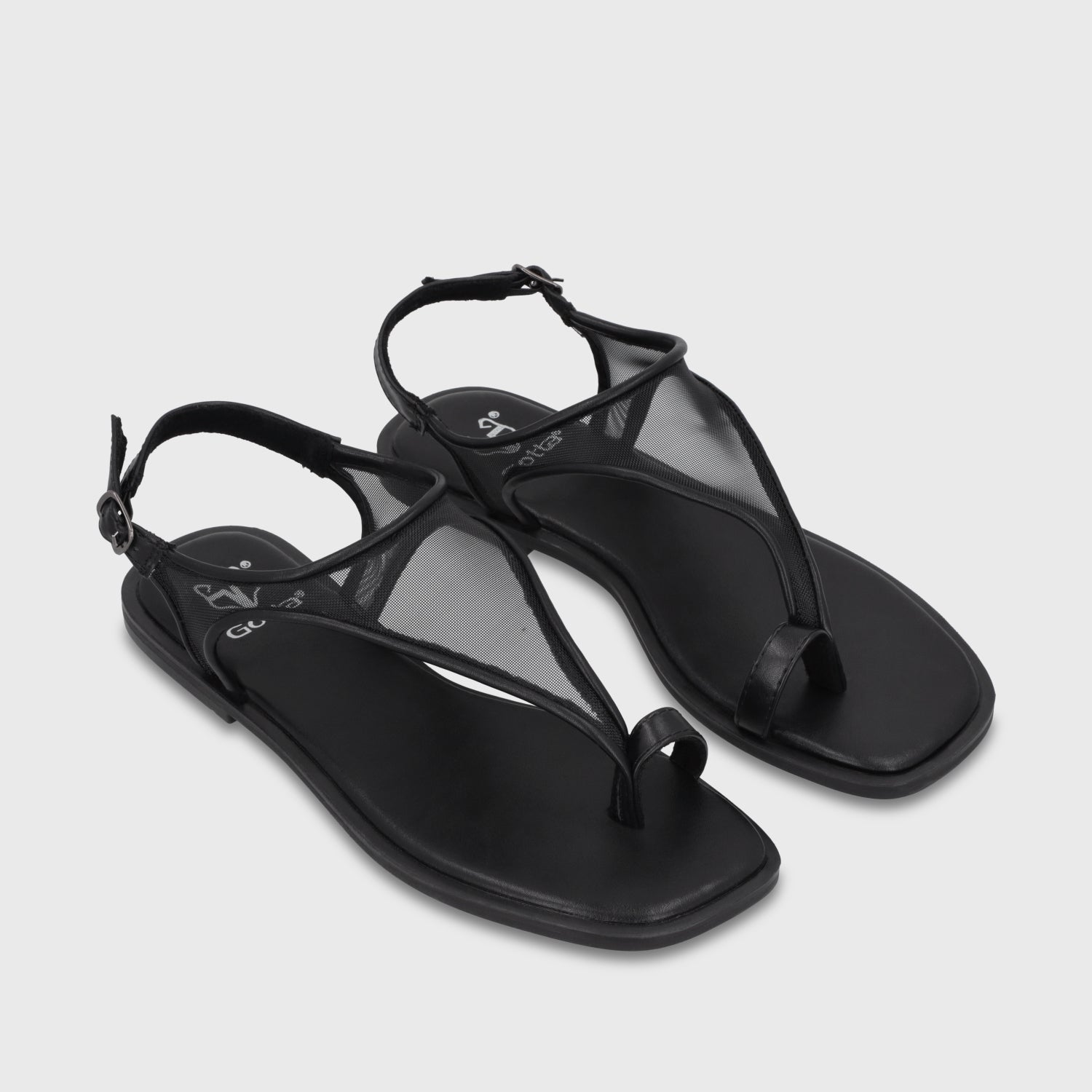 Sandalia Plana Negro Mujer 65681 - Gotta Perú