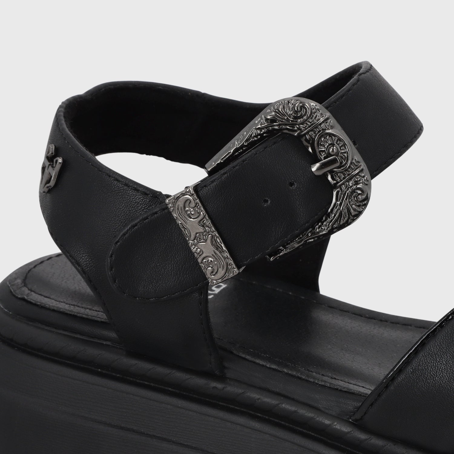 Sandalia Plataforma Negra Mujer 55923 - Gotta Perú